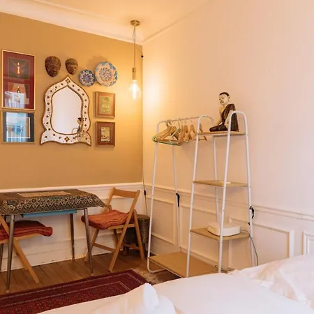 Tranquil 2bd Apart Seine River - Eiffel Tower! Apartment Paris