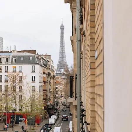 Apartment Tranquil 2bd Apart Seine River - Eiffel Tower!